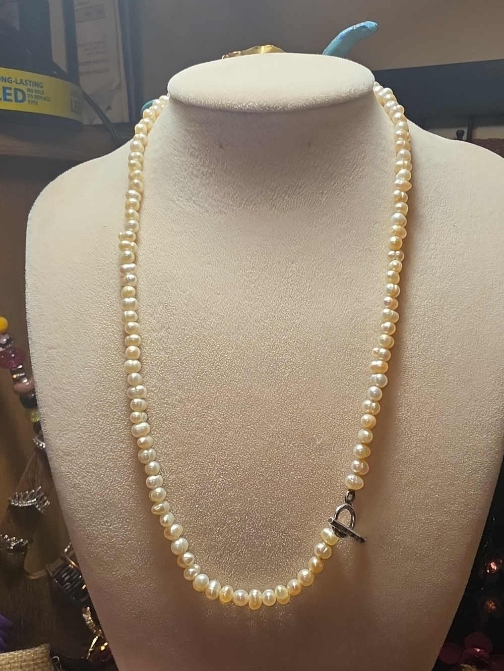 Elegant Cream Freshwater Pearl Necklace with Toggle Clasp